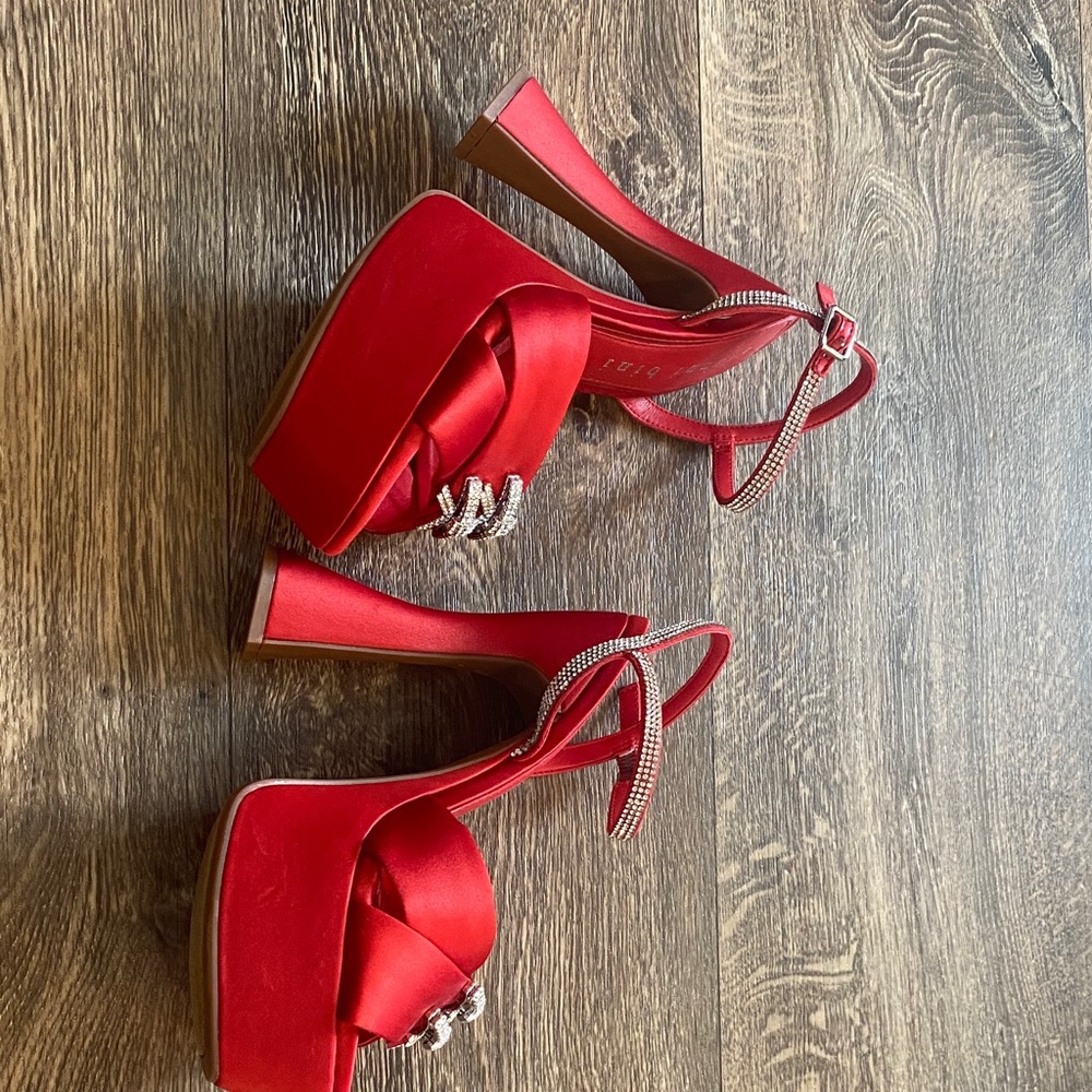 Gianni Bini Scarlet Satin Heels with Sparkling Accents - Picture 3 of 13